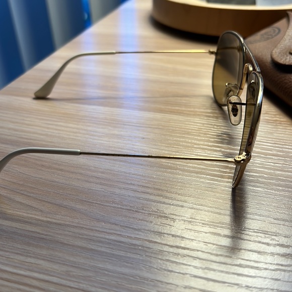 Polarized Ray Ban Sunglasses Aviators - Picture 4 of 4